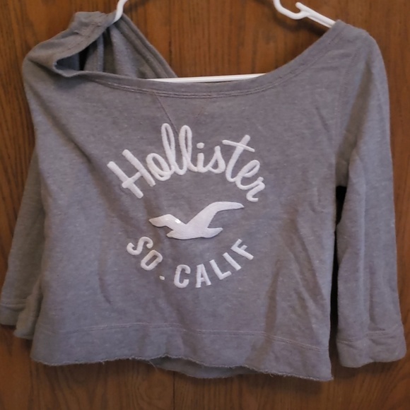 Hollister Top - Picture 1 of 4
